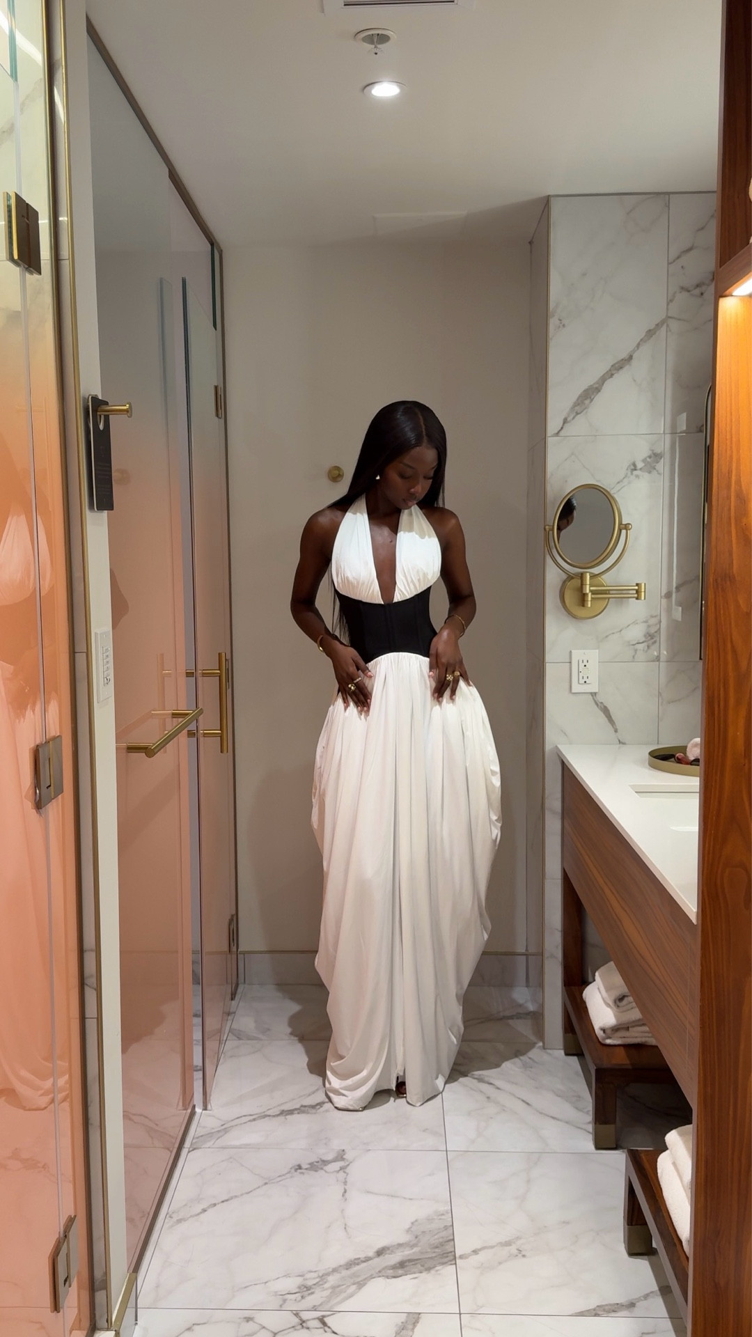 The dress is the moment ✨ I’m wearing size XXS 

#LTKValentine #LTKgrwm #LTKootd