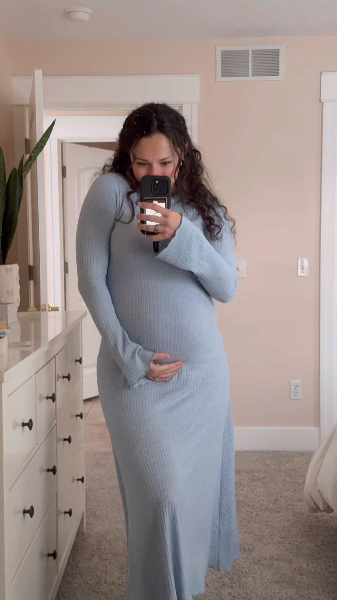 What’re you wearing for Christmas? This is my best attempt knowing I’ll be 37.5 weeks pregnant 😅

#LTKootd #LTKHoliday #LTKBump