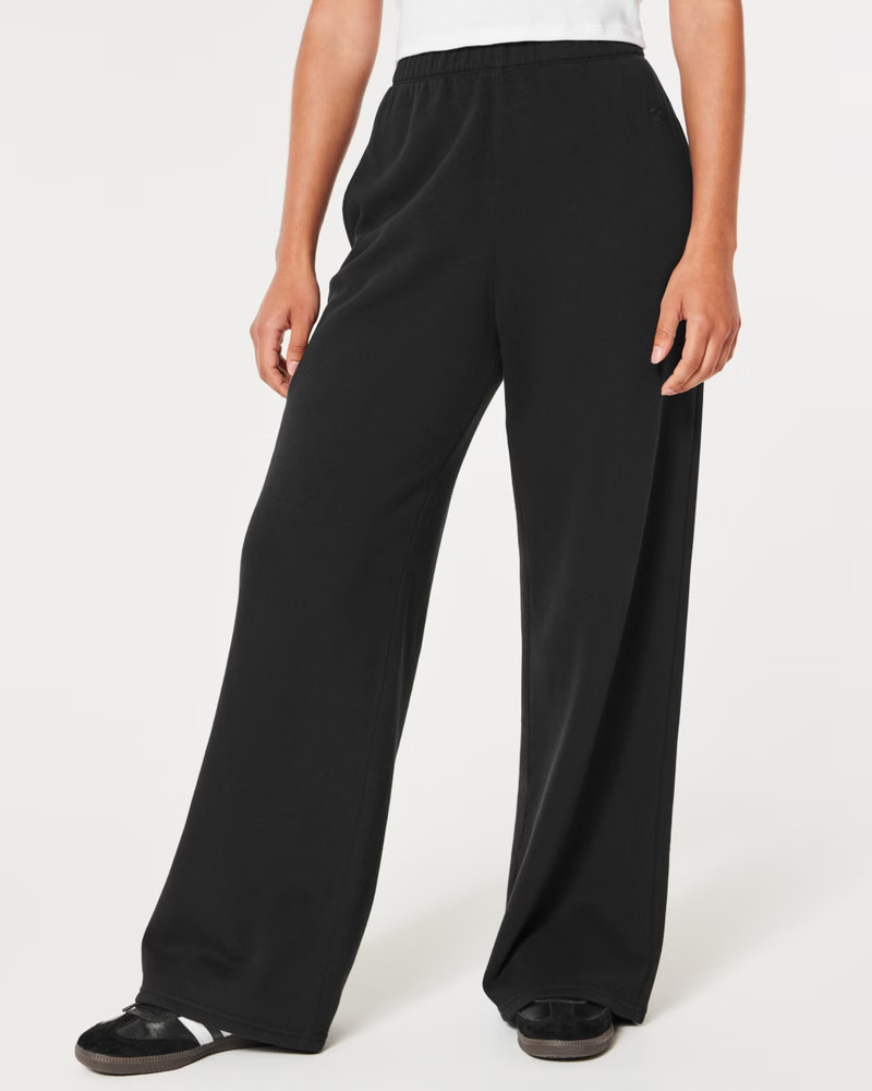 Feel Good Ultra High-Rise Fleece Wide-Leg Pants | Hollister (US)