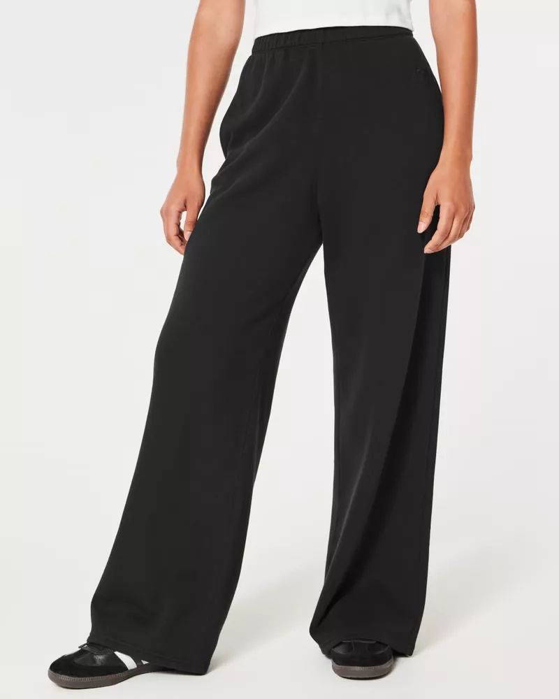 Women's Ultra High-Rise Fleece Flare Pants - Hollister Co.