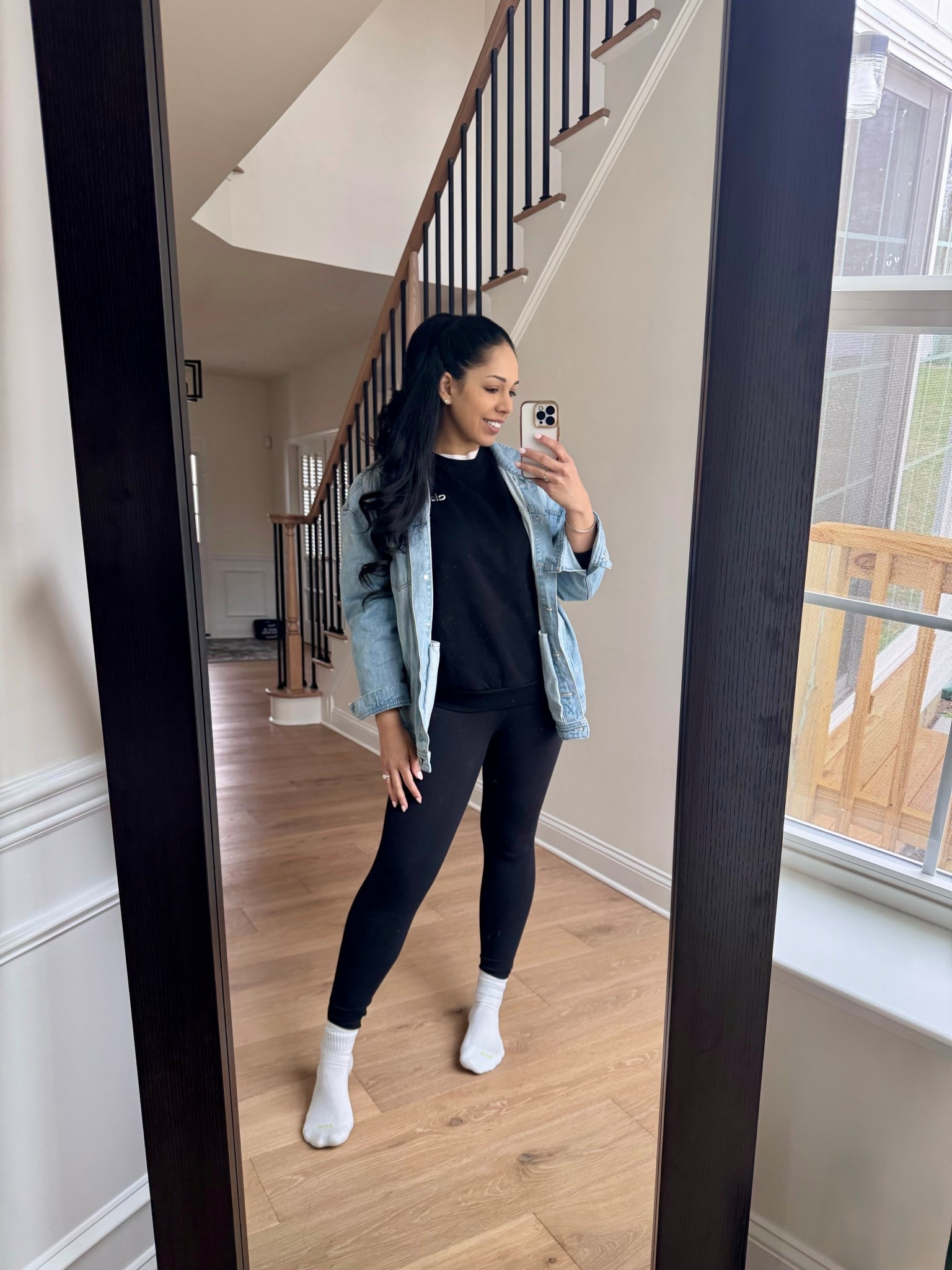 Rainy day athleisure wear @Alo Yoga #athleisure #aloyoga #alo #casualoutfit #outfitinspo

alo yoga outfit
alo yoga accolade sweatshirt
black outfit
athleisure wear
mom style
casual outfit
outfit inspo
rainy day outfit
spring outfit 2026

#LTKActive #LTKmomlife #LTKgrwm