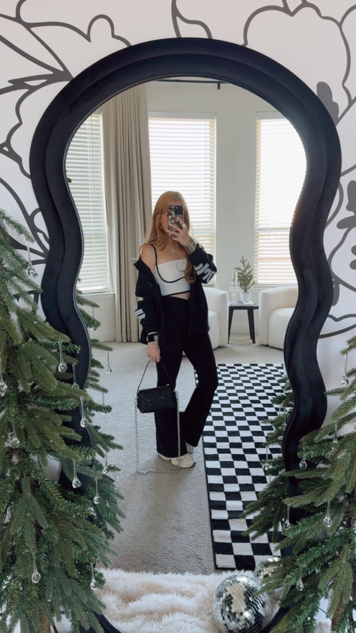 #OOTD

#LTKmomlife #LTKSeasonal #LTKootd