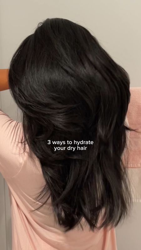 3 Tips to Keep Dry Hair Hydrated in Winter ❄️✨

#LTKbeauty #LTKfindsunder100 #LTKVideo