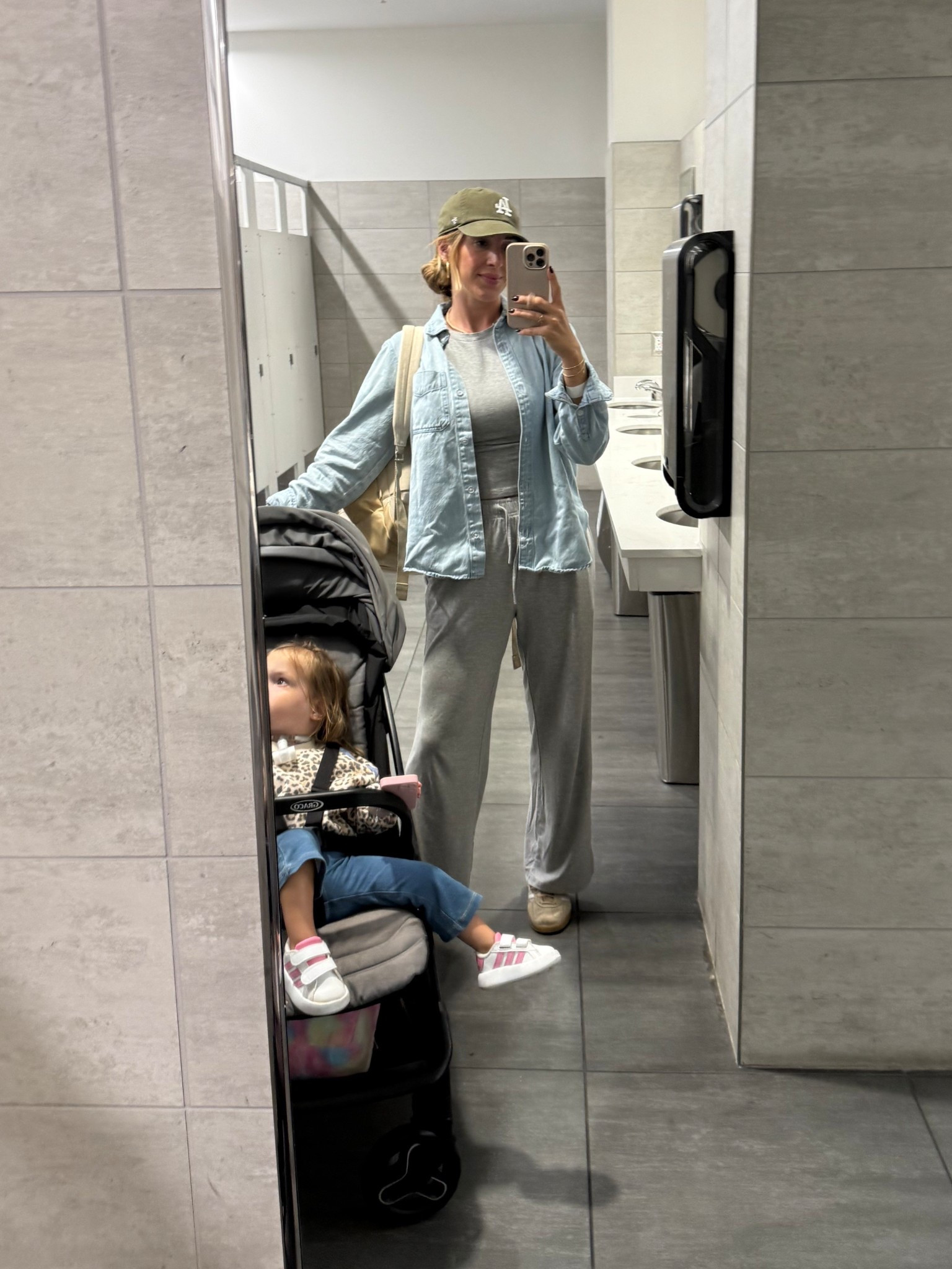 Travel day outfit ✈️ 

#LTKSeasonal #LTKFamily #LTKTravel