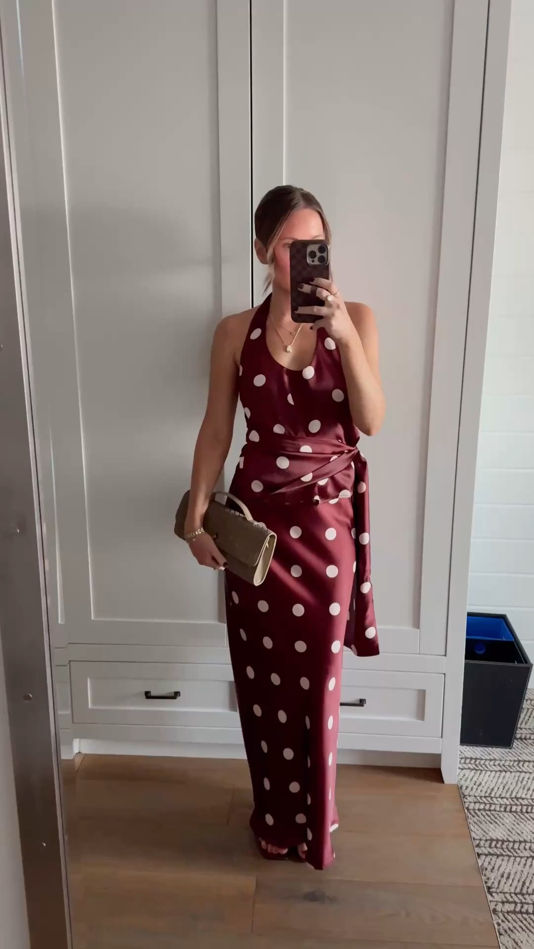 The most flattering set! Would be perfect for a fall wedding! Wearing size US 4 in both pieces