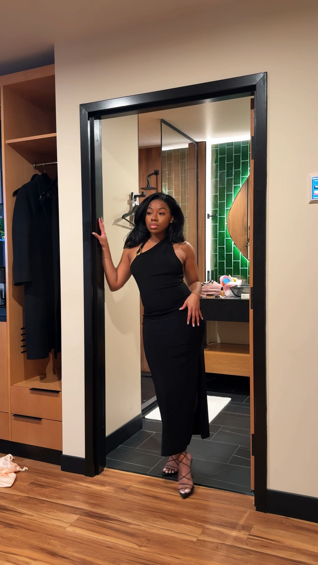 for the night. ✨🍸🌙
dress @aritzia 
heels @revolve @camilacoelhocollection 

#wearthisnext #feedaesthetic #grwm #pinterestfashion #datenights #blackdress #luxurygirl #classy #ootn #dinner

#LTKBeauty #LTKgrwm #LTKPetite