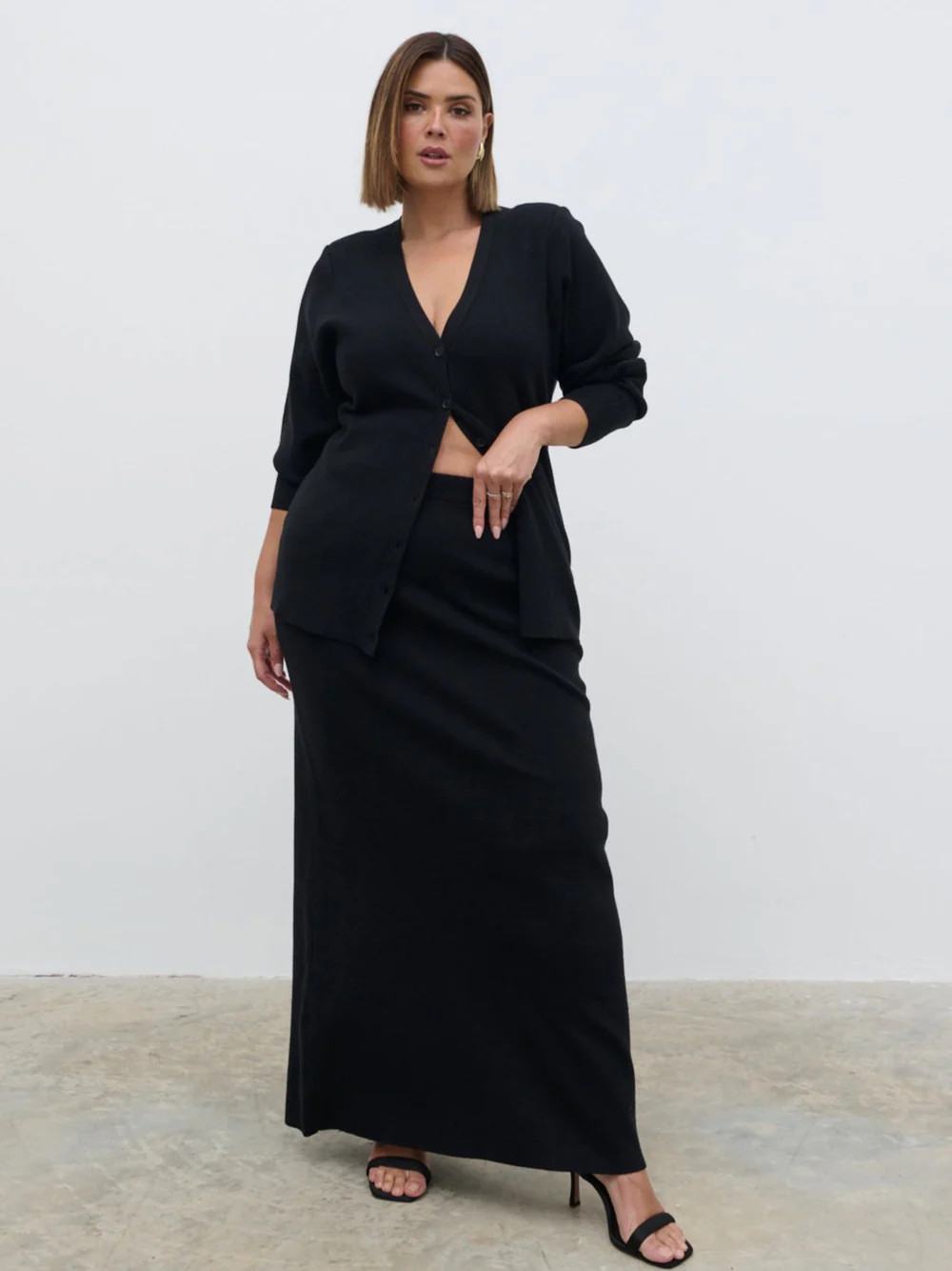 Justine Rib Knit Cardigan Curve | Pretty Lavish (UK)