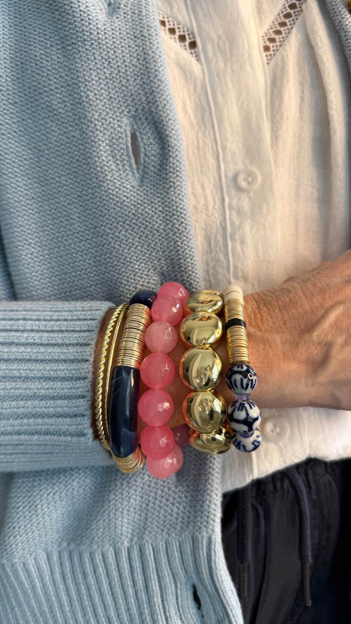 Allie + Bess POWER HOUR 406 off from 8-9 CST tonight (few exclusions.) 
Use code SPRING  

#LTKOver40 #LTKSaleAlert #LTKSpringSale