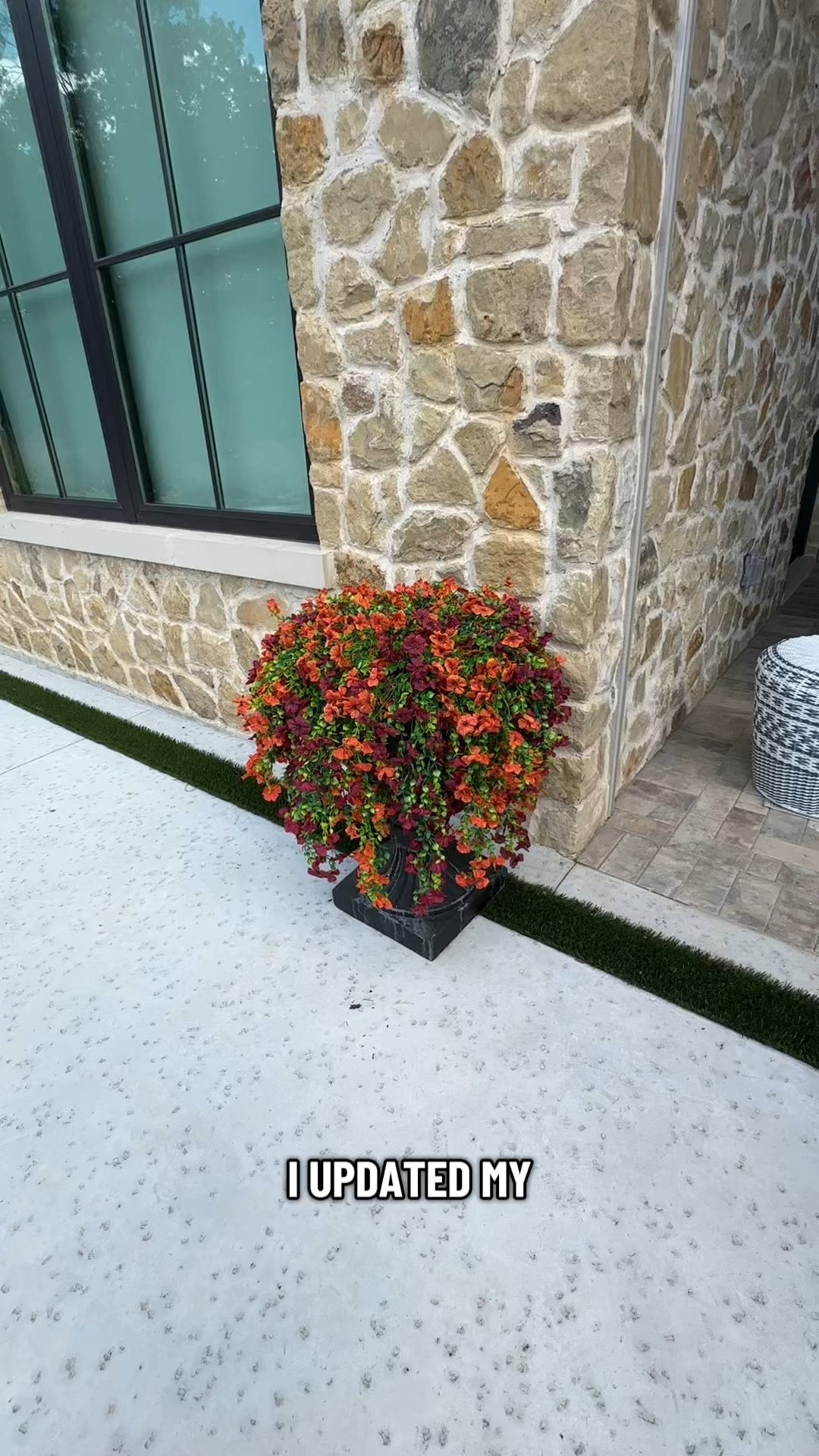 Fall Faux Flowers Install 🍁 

#LTKSeasonal #LTKHalloween #LTKHome