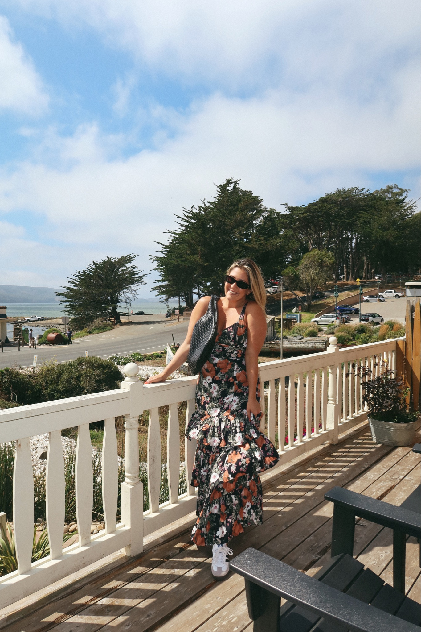 ABERCROMBIE DRESS
floral dress - Abercrombie woven bag 

#LTKstyletip #LTKshoecrush #LTKcurves