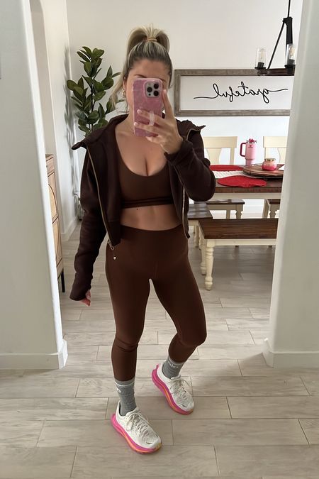Workout fit
Lululemon outfit 
Scuba cropped jacket size 6
Align bra size 6
Align leggings size 4
Hoka sneakers 

#LTKfindsunder100 #LTKfitness #LTKshoecrush