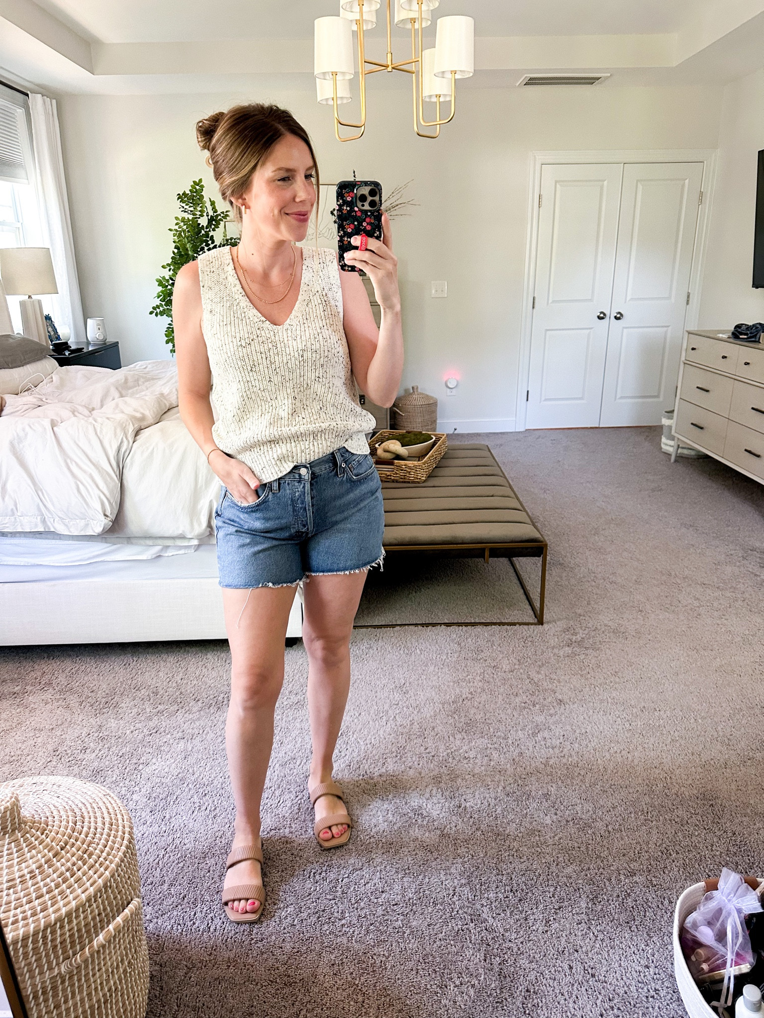 I’ve never met a sweater tank I didn’t like 🤗 

#LTKunder100 #LTKSeasonal