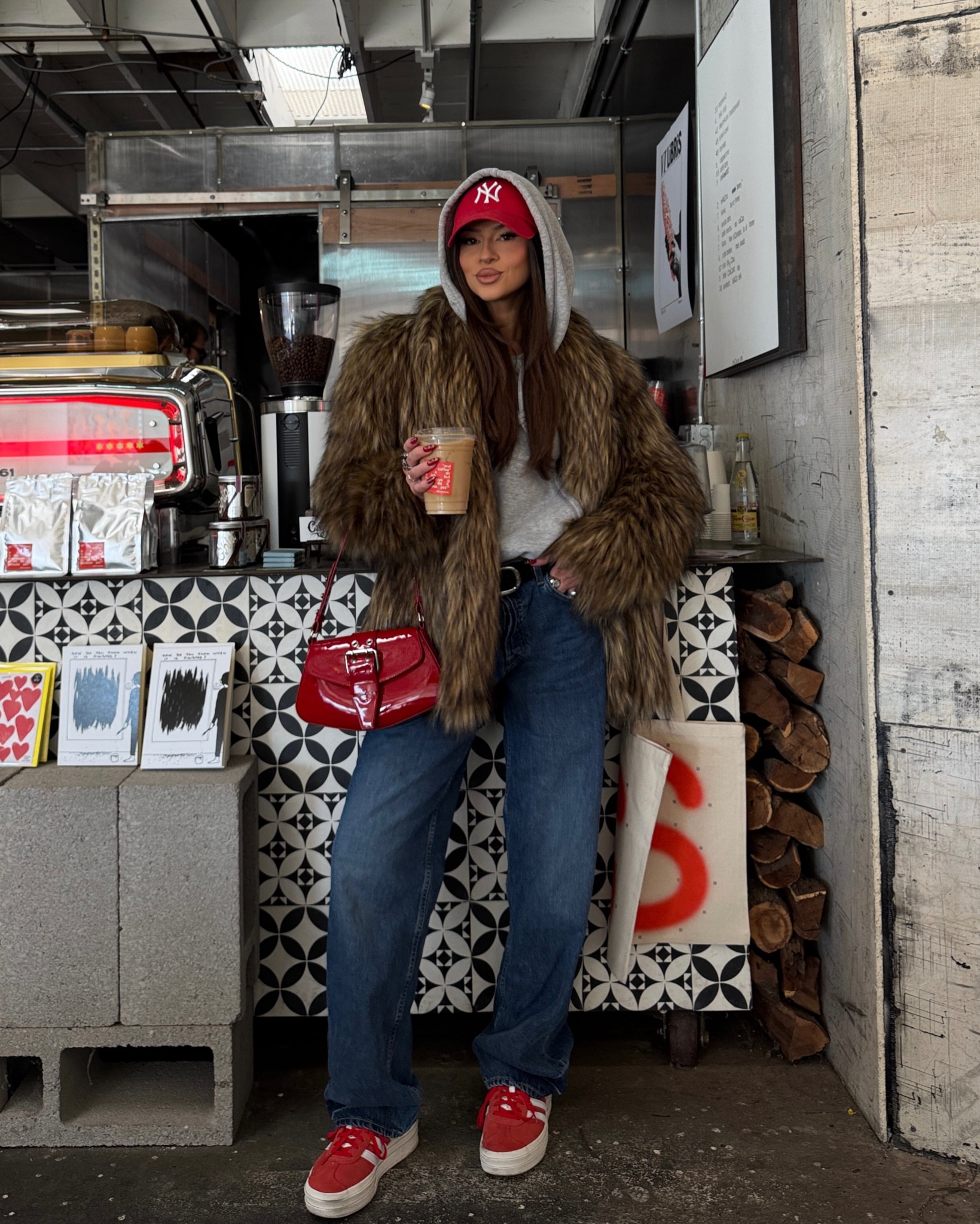 layered up🧣

#LTKHoliday #LTKSeasonal #LTKSaleAlert