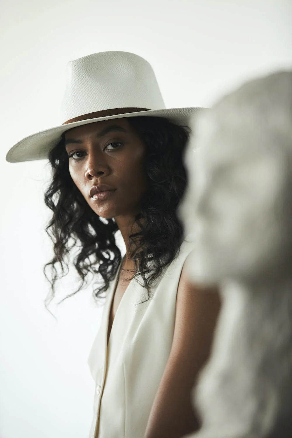 Fiona | Janessa Leone