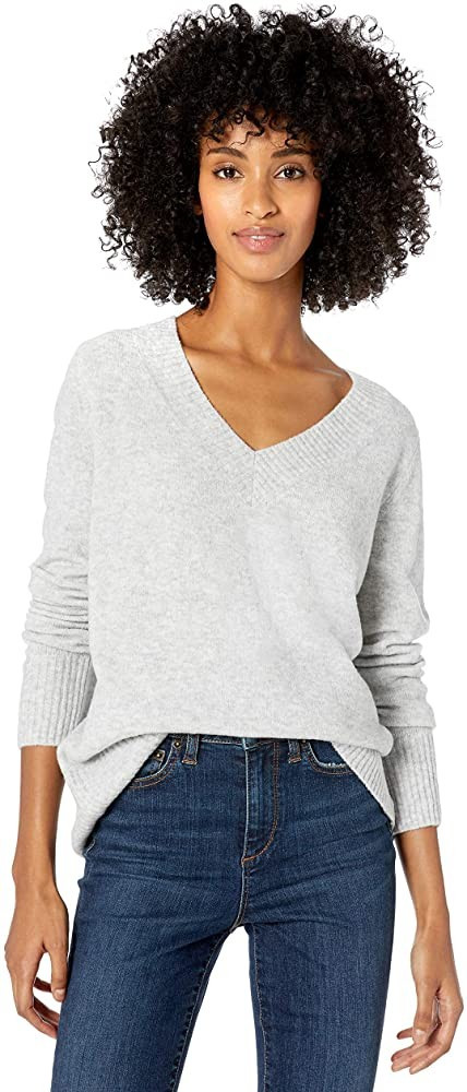 Amazon Brand - Goodthreads Women's Mid-Gauge Stretch V-Neck Sweater | Amazon (US)