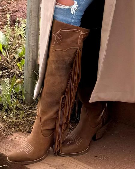 Western boots // cowgirl boots // boots with fringe // cowboy boots for girls // western style // brown boots // concert boots // rodeo boots 

#LTKStyleTip #LTKShoeCrush #LTKFestival