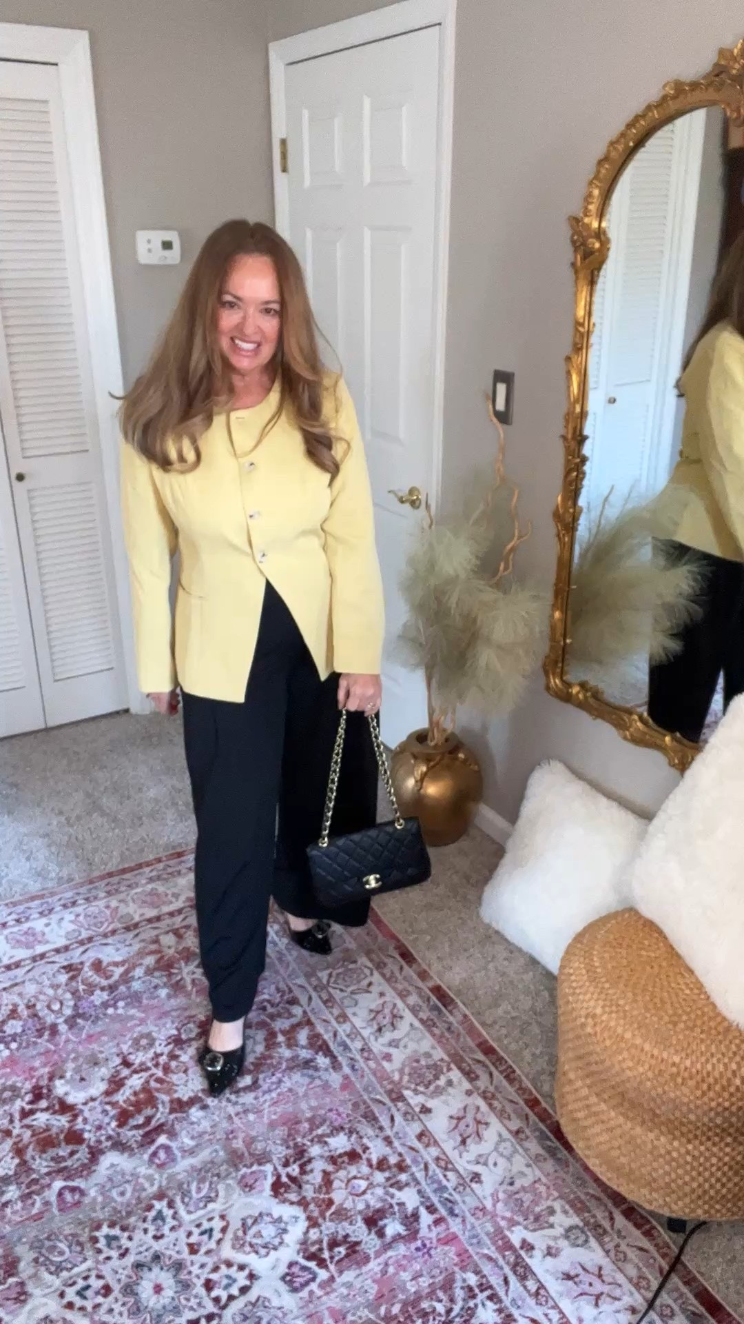 Structured elegant lady business wear jacket in banana. Perfect with slacks and skirts . Well made and available in many color optionss

#LTKootd #LTKWorkwear #LTKmorningroutine