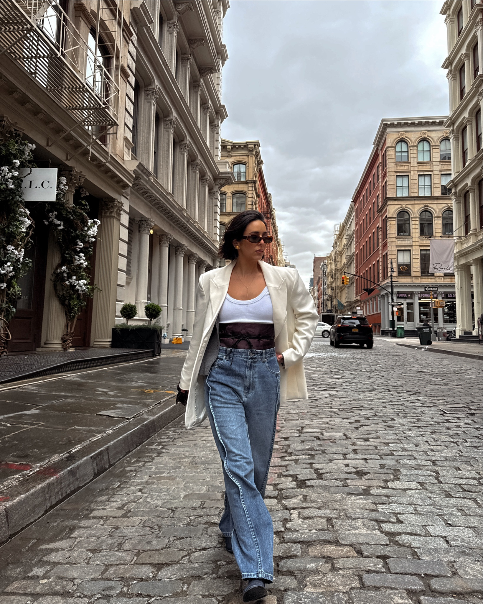 OOTD 

Tank: code NAT15 for 15% off SoldOut NYC (I wear xs)
Sunglasses: NATALIE20 for 20% off Aureum Collective 

Blazer I wear true to size US4
Jeans I sized down 1

Mesh flats true to size 

 

#LTKSeasonal #LTKStyleTip #LTKShoeCrush