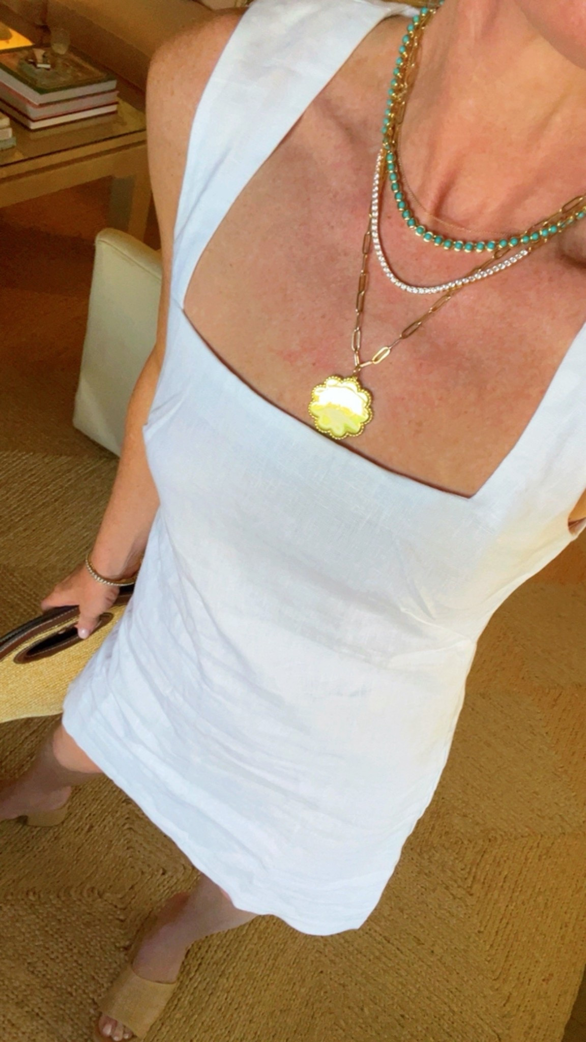 The most perfect little $36 white linen blend mini dress from ….. Amazon! I’ll be grabbing this oke all the time this summer - so easy to style with sandals and a fun pop necklace ✨