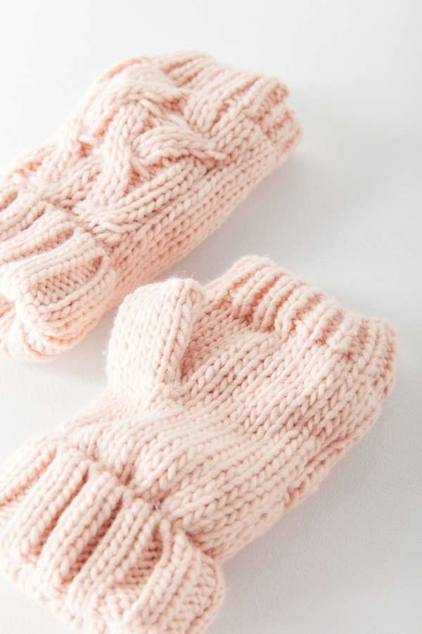Cable Knit Plush Fingerless Glove | Urban Outfitters US