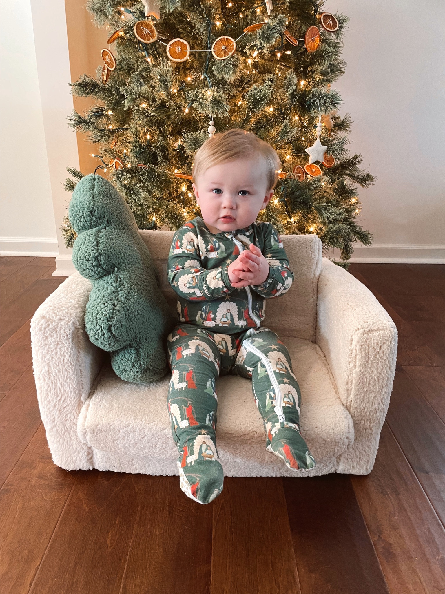 Cozy Sherpa fold out chair for toddler boy Christmas present! 

Amazon
Delta
Pottery Barn Dupe

#LTKfamily #LTKHoliday #LTKkids