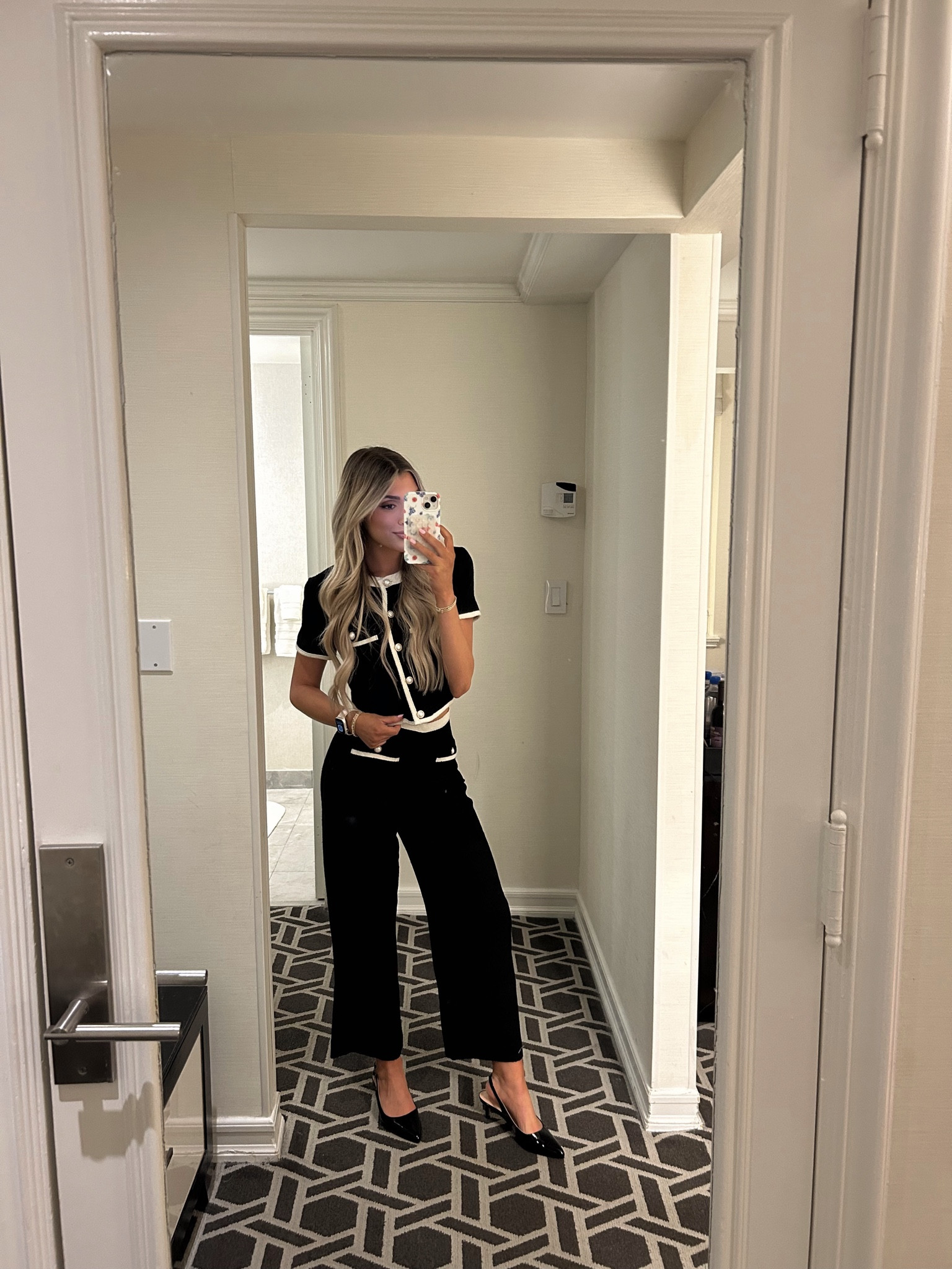 Obsessed with this set from Reformation! It’s a timeless & classic look that will never go out of style 🖤 I also love these Amazon heels (so easy to walk in)!

#LTKParties #LTKStyleTip #LTKWorkwear