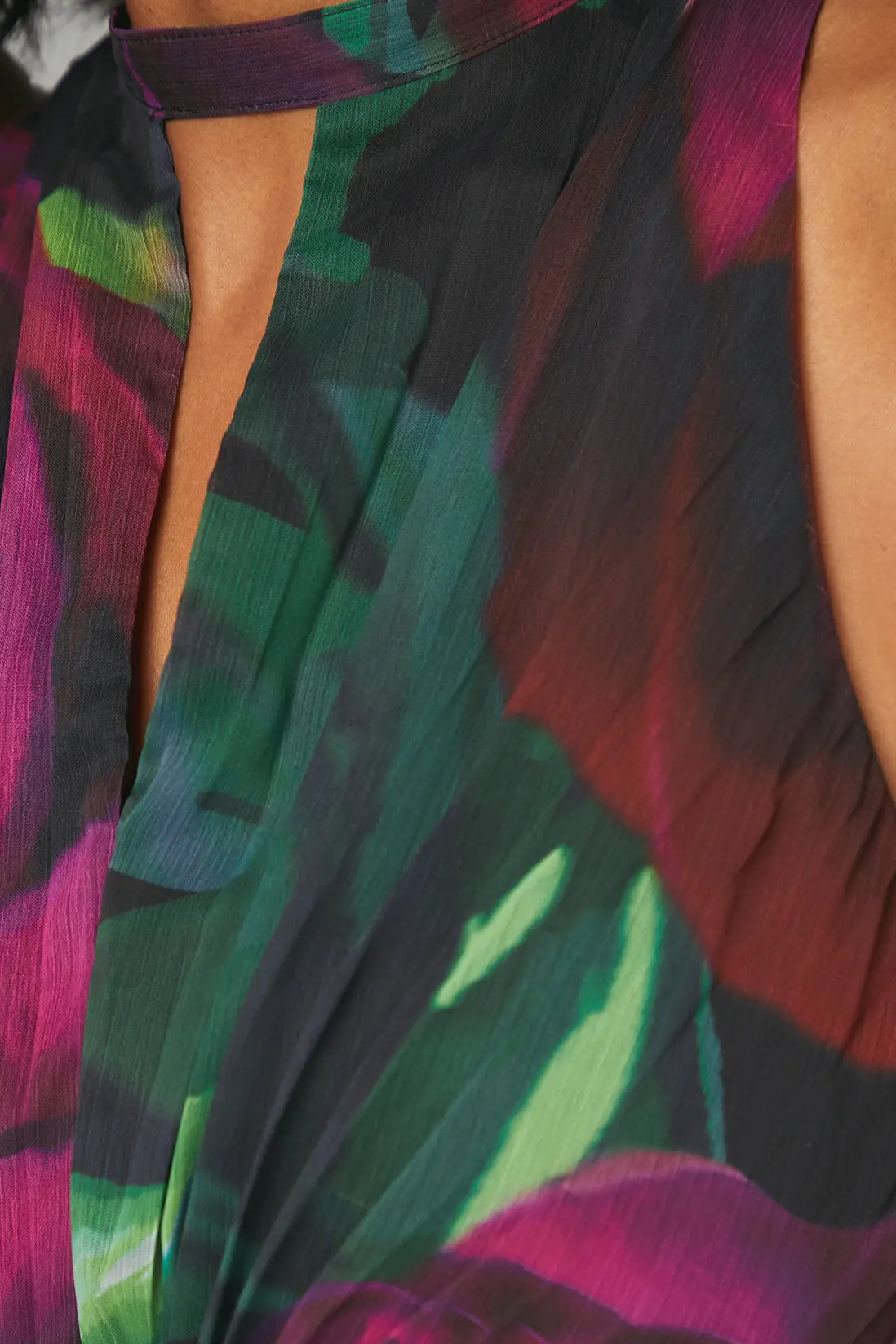 Floral Print Pleated Maxi Dress | boohoo (US & Canada)