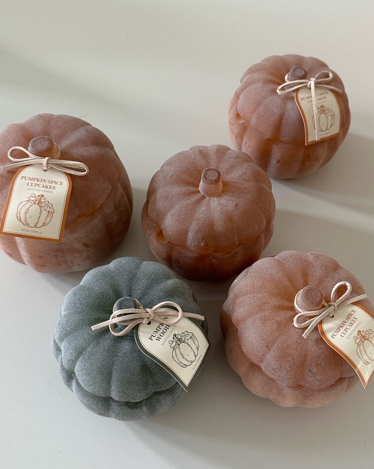 Fall pumpkin spice cupcake candles 🤭 #cozy #pumpkin #pumpkinspice #candles #fallcandle #pumpkincandles #fallfecor 