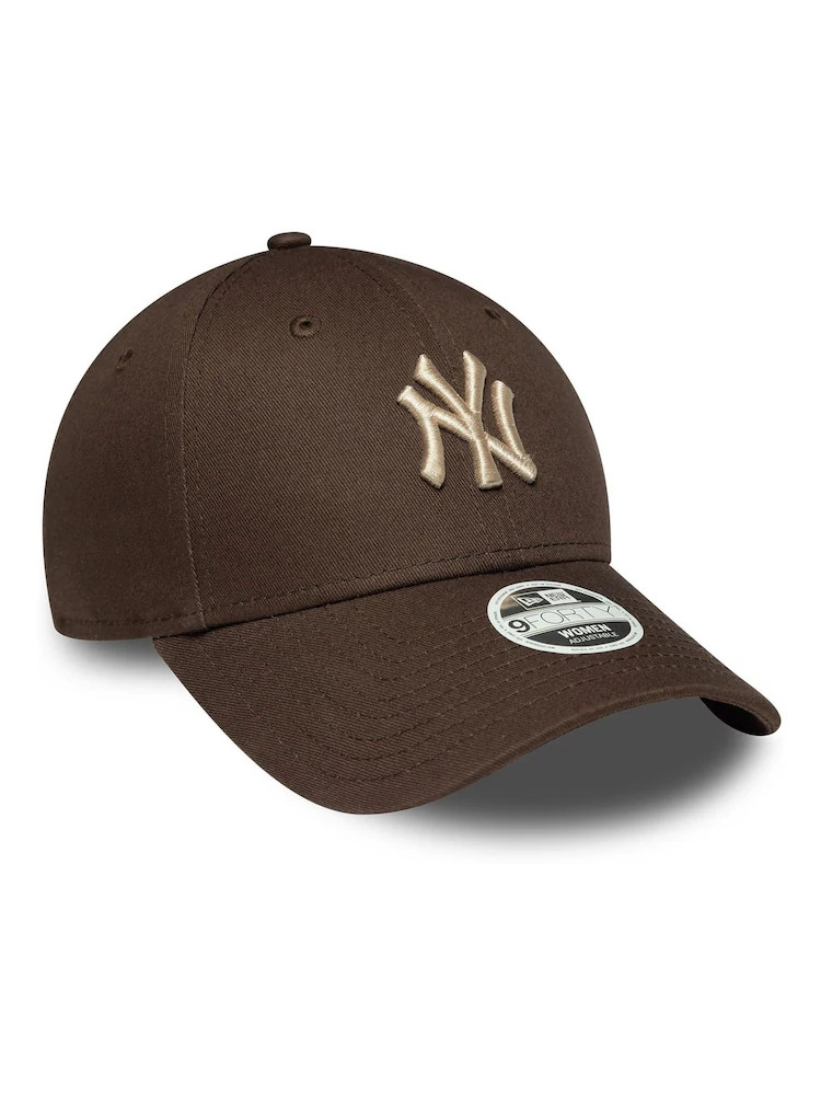 Braun - New Era\u00ae New York Yankees Essential 9FORTY Cap | Next EU
