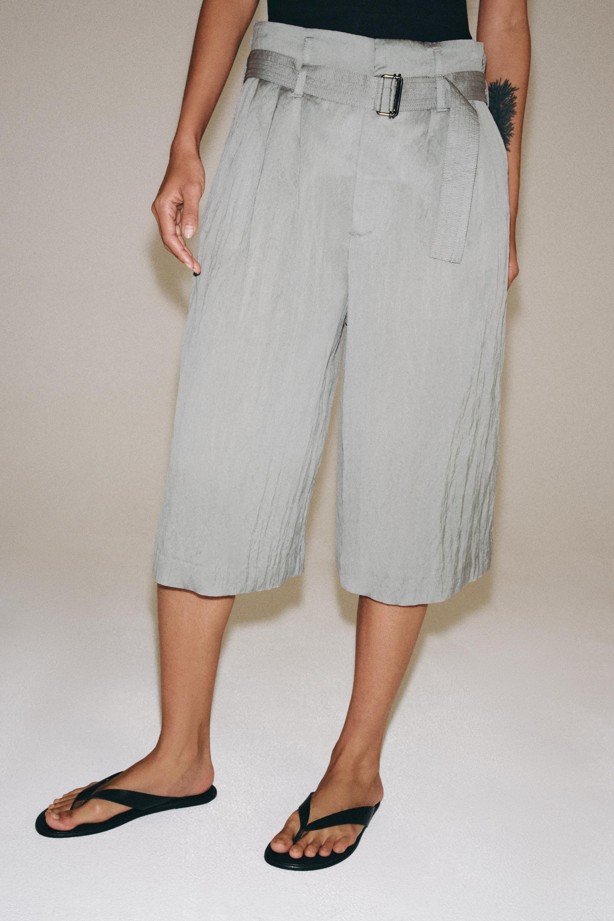 ZW COLLECTION PLEATED BERMUDA SHORTS WITH BELT | Zara UK