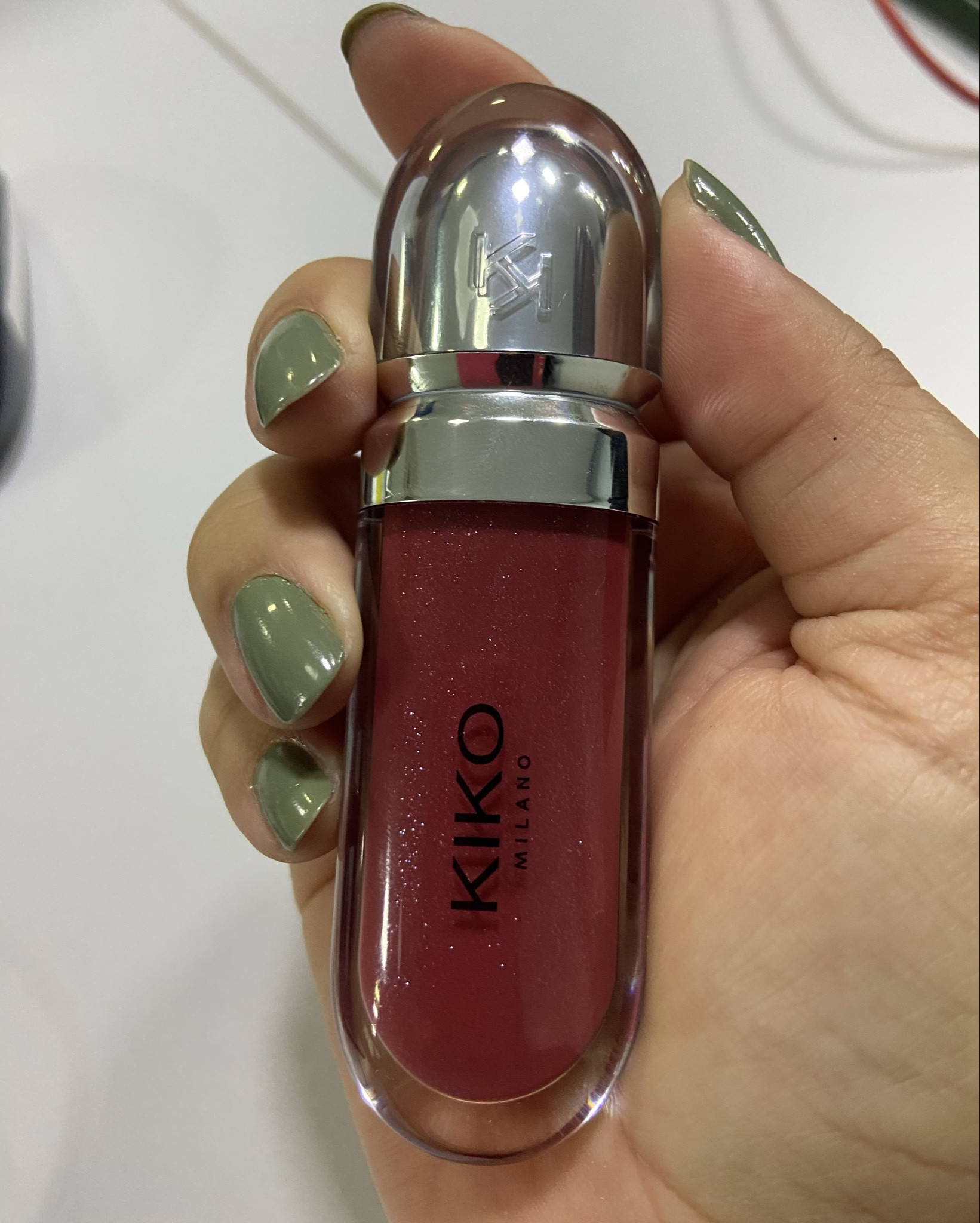 Exclusivo na Amazon: produtos italianos com fórmula inovadora que garante lábios ainda mais hidratados. 💋✨
As cores dos gloss 3D Kiko Milano estão simplesmente irresistíveis — dá vontade de colecionar todas!

#kikomilano 

#LTKbrasil #LTKpromo #LTKbeleza
