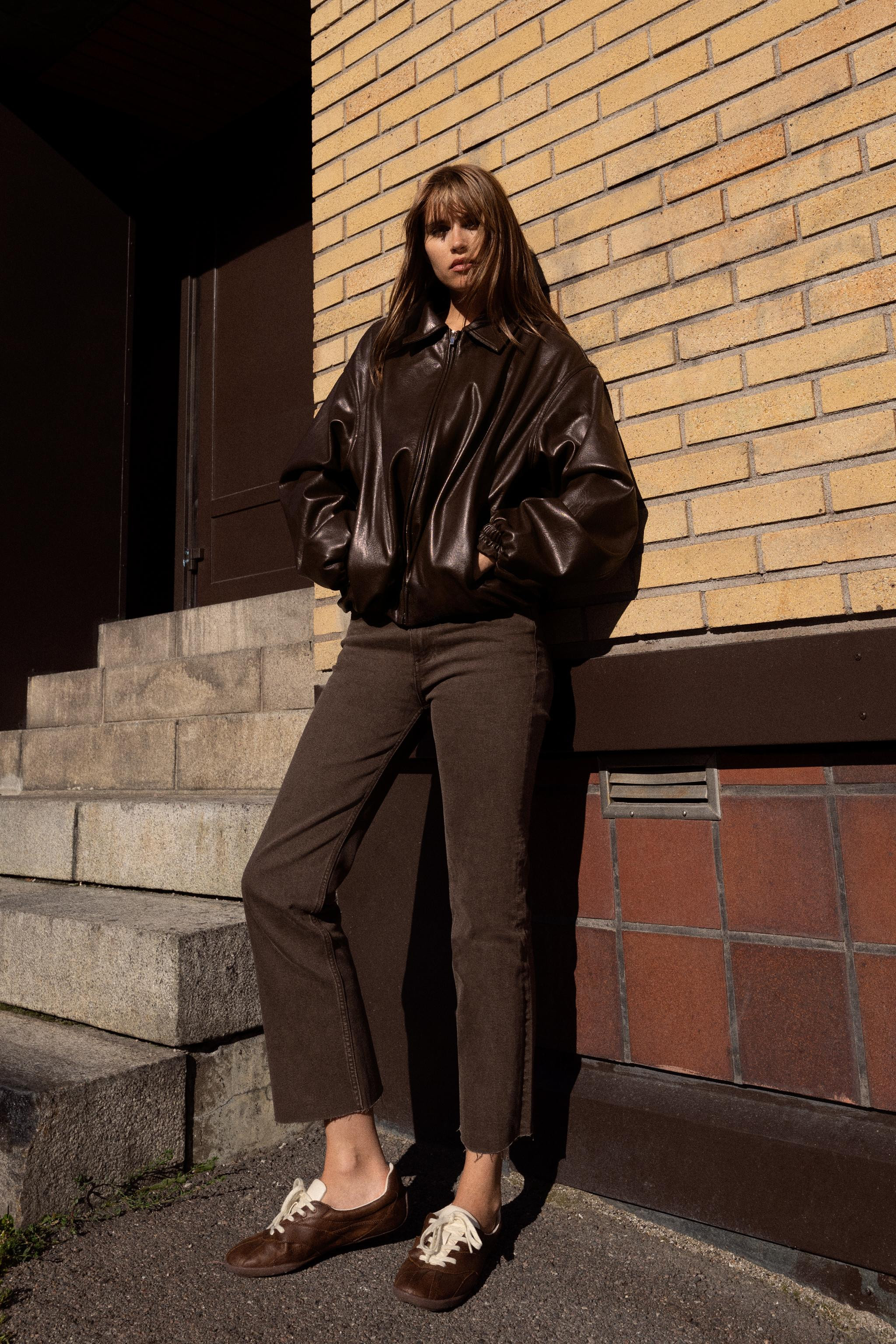 TRF HIGH-WAISTED CROPPED FLARE JEANS | Zara US