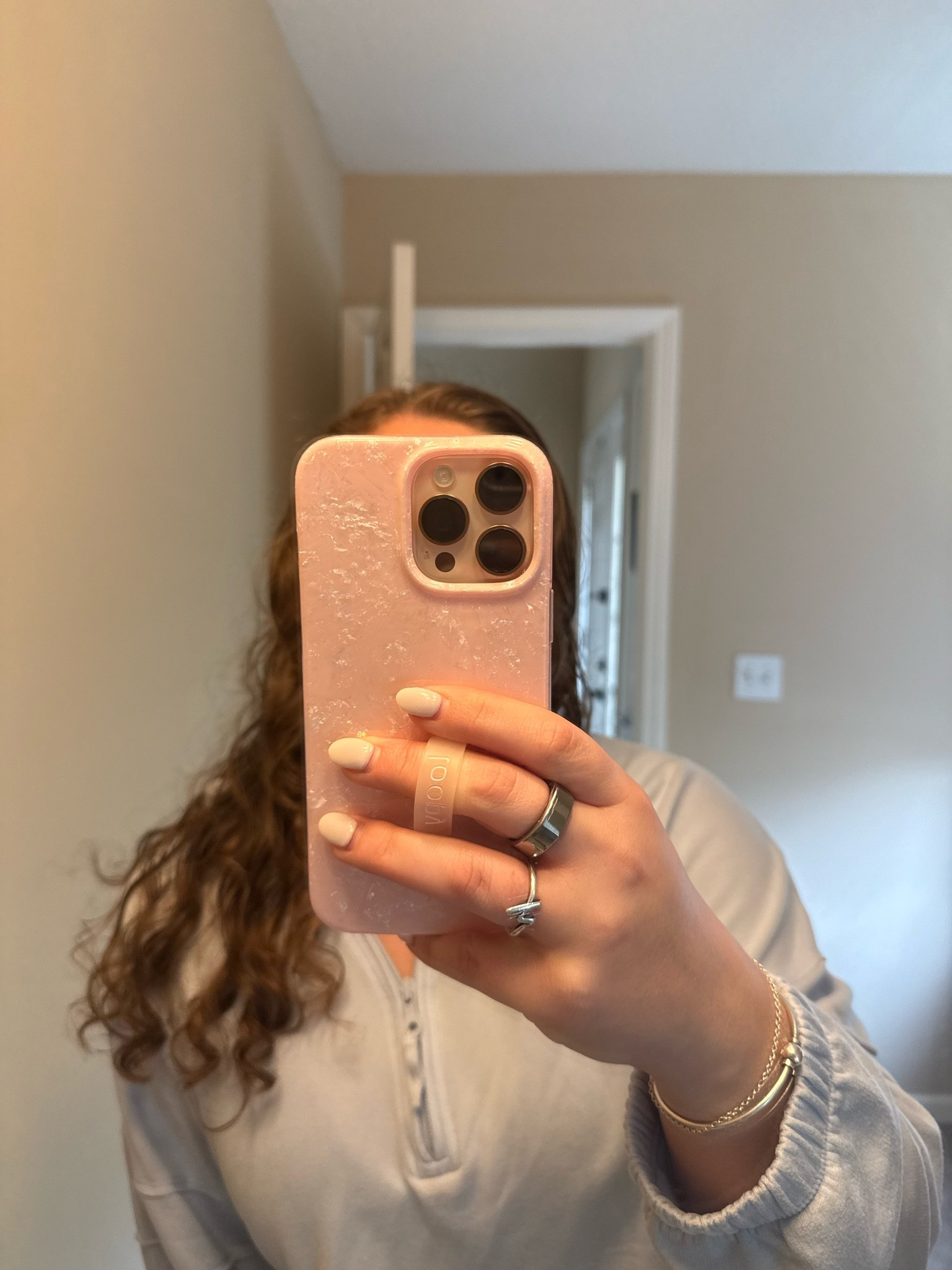 Cannot get over the cutest loopy case!! Use code: HALLIEG10 at checkout for a discount!


#loopycases #phonecase