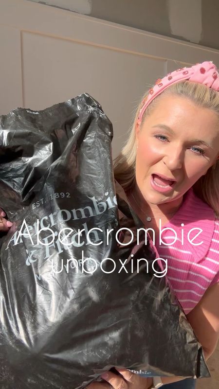 Abercrombie unboxing 
A little of everything! From dresses to skorts, basics and prints. Stay tuned for a try on 

#LTKstyletip #LTKfindsunder100 #LTKfindsunder50