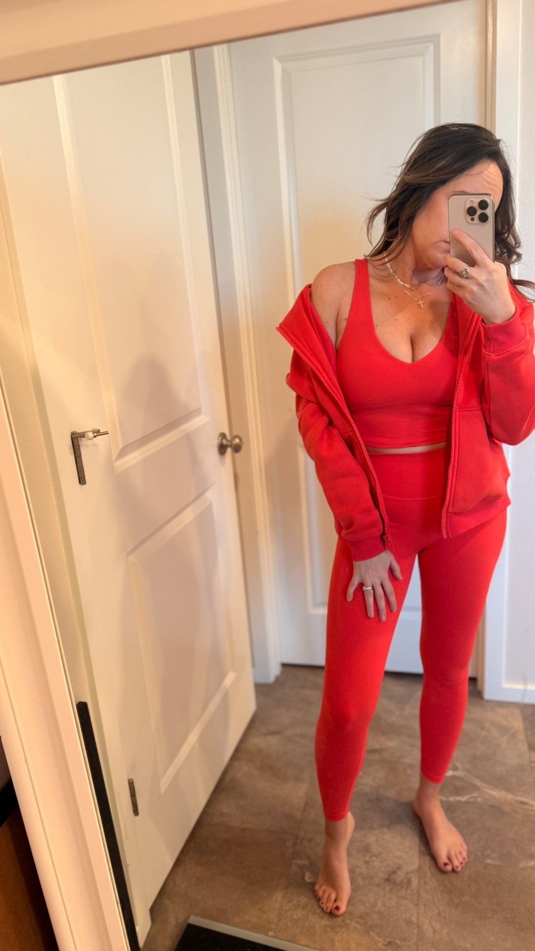 The new @comfrt core line is amazing. This color is so vibrant. Wearing the hibiscus. Pants:small, top:medium, zip up:small use code:  BRITTANI17893 for an additional 15% off! 
#athleisure #comfrt #workout 

#LTKActive