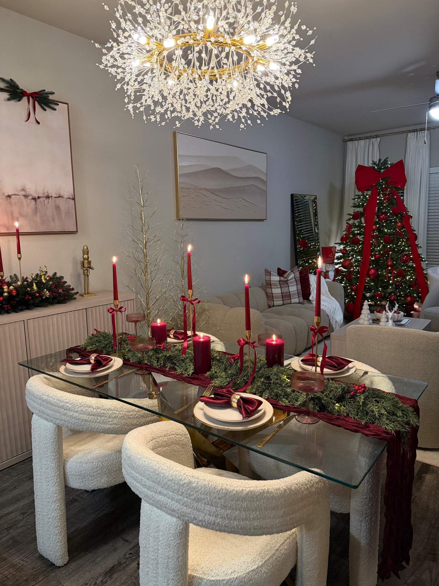 Christmas table decorations 🎄🎄

#LTKHoliday #LTKHome #LTKSaleAlert