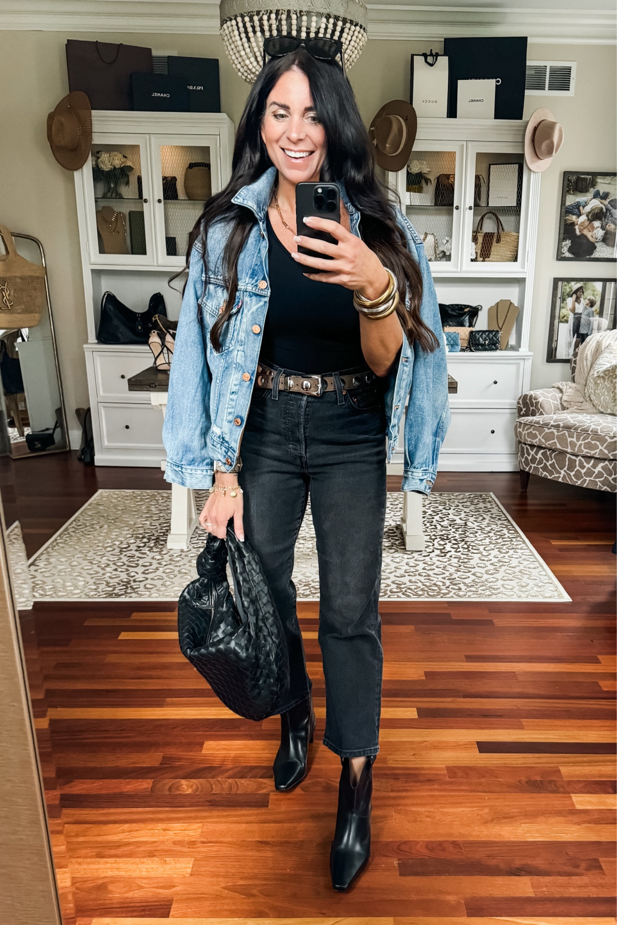 Date night look pinsy shapewear wearing a medium
27 denim
Small jacket 

#LTKfindsunder100 #LTKSeasonal #LTKstyletip