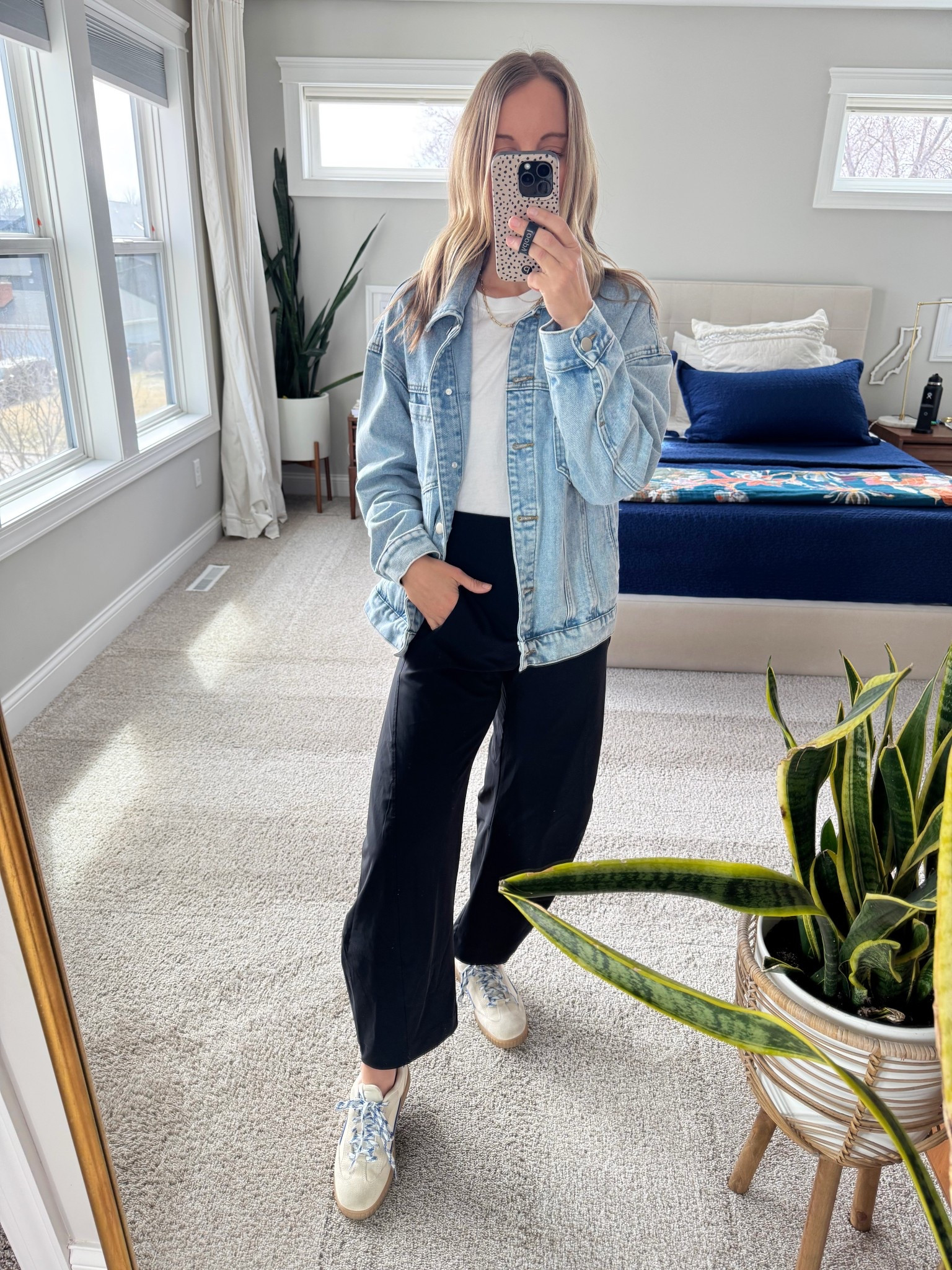 The BEST pants ever! Wearing 0 regular  