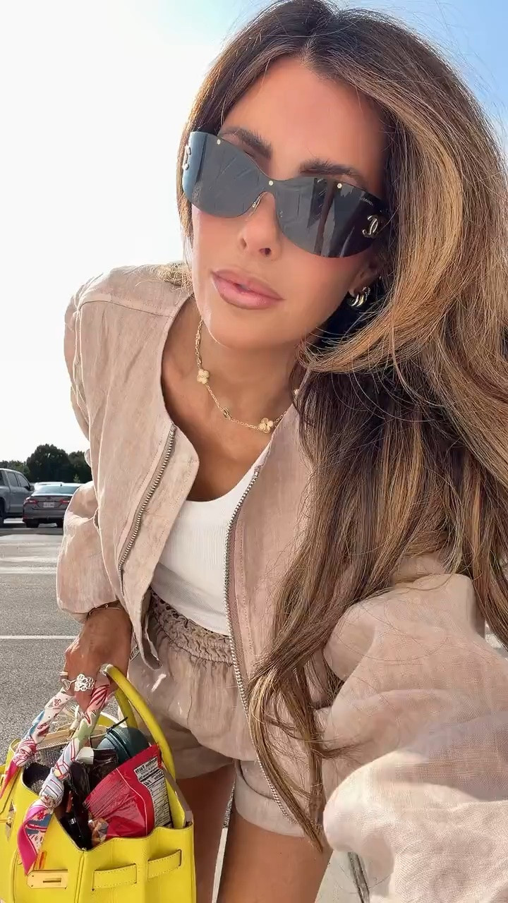 Airport OOTD!💞🌴 Wearing a small in both the shorts and bomber jacket!
Heading somewhere tropical.

Revolve fashion
Revolve finds
Travel outfit
Matching set
Summer outfits
Vacation outfits beach 
Airport outfits
Gemme beauty
Emily Gemma

#LTKgrwm #LTKootd #LTKTravel