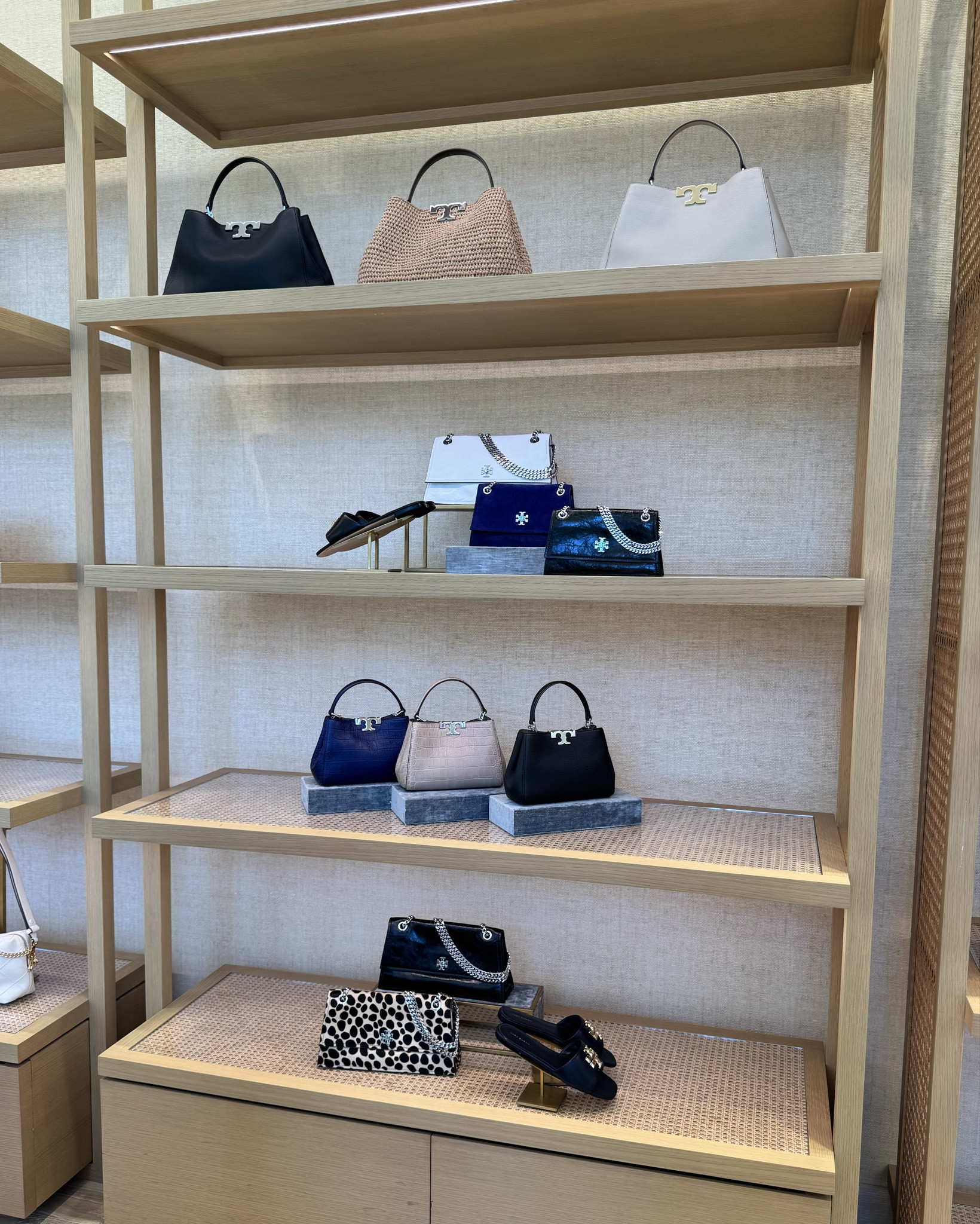Tory Burch Summer ‘26 bags are SO good!  This pink/red denim 🫠

🔎 summer bags, Tory Burch bags, denim bags for summer, straw bags for summer, mini evening bag, mini bags, leather mini bags, embossed bags, too handle bags, bucket bags, vanity bags, styled with bags, midrange bags, affordable summer bags, affordable bags, womens summer bags 

#LTKootd #LTKgrwm #LTKMothersDay