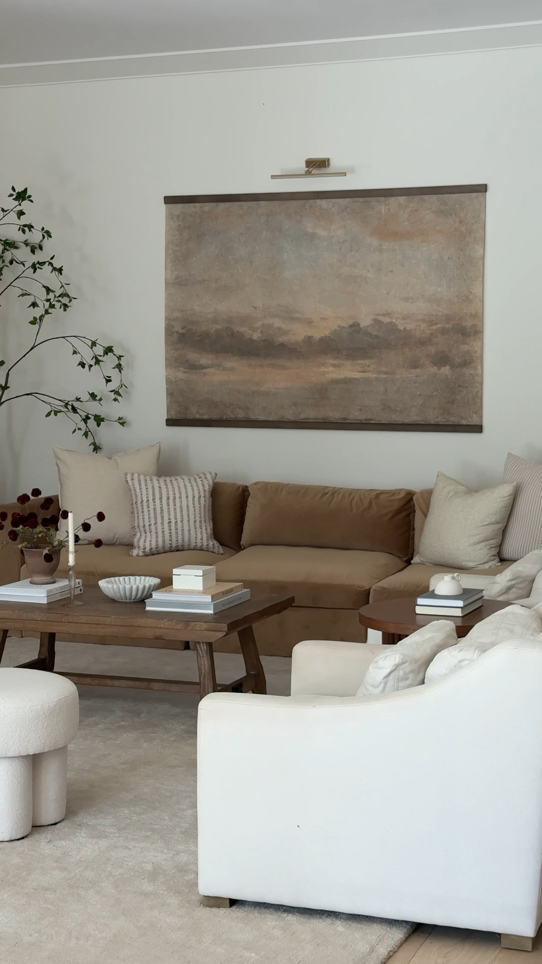 When a whole room comes together! #livingroom #cozydecor

#LTKHome