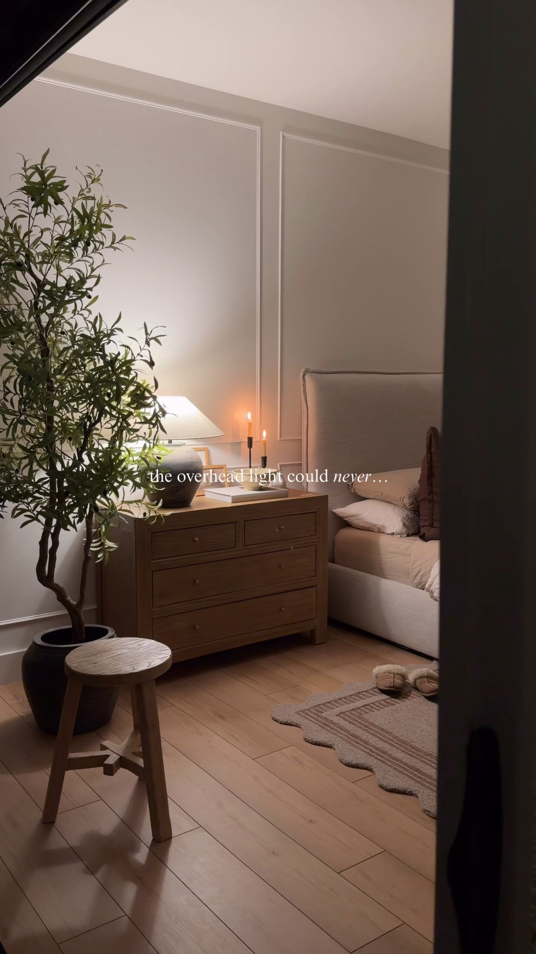 give me every lamp on, warm little pockets of light and that soft cozy glow instead. ESPECIALLY this time of year when the evenings start getting darker earlier 🥰

#LTKfall #LTKsale #LTKhome