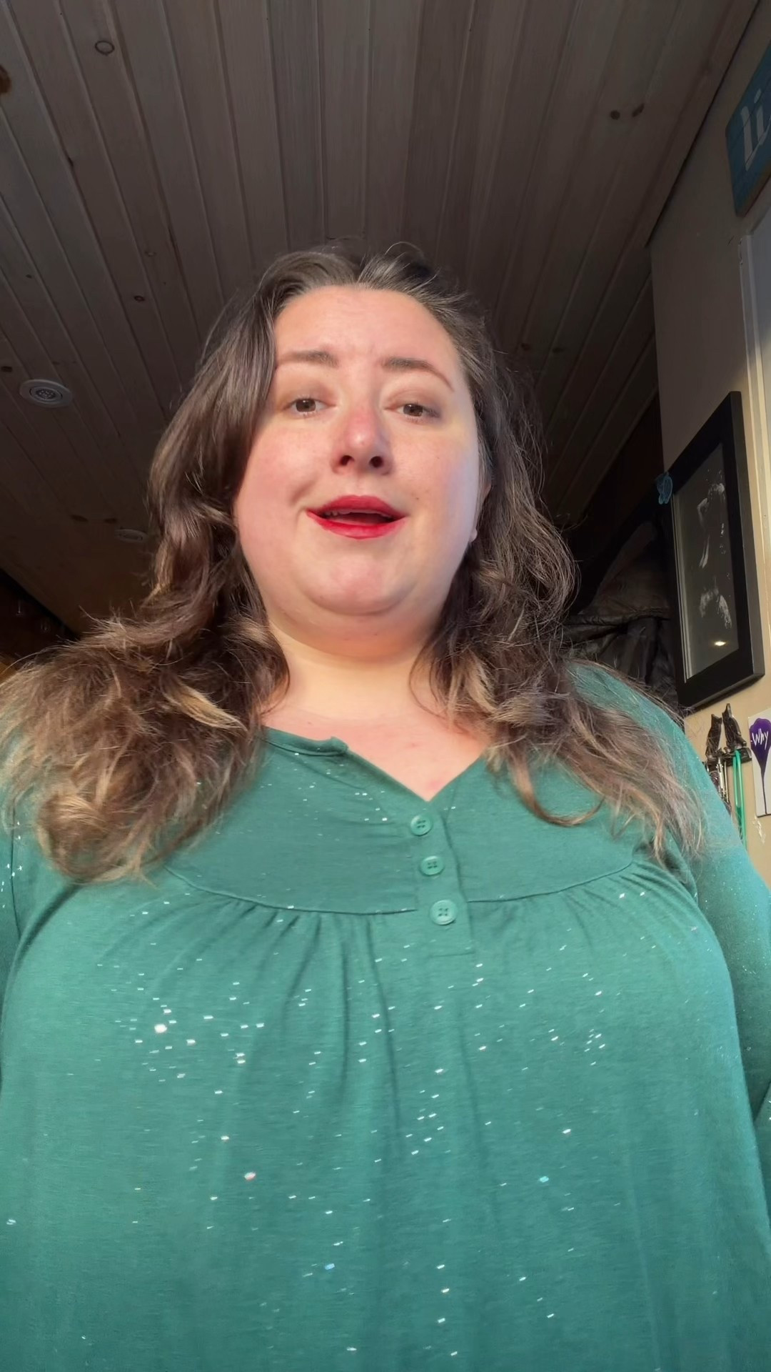 Happy Monday folks! Back from the week of Christmas! Here is my #ootd

Shirt: @bloomchic 
Leggings: @oldnavy 
Socks: @nonamebrands I literally love these

#plussize #lifestyle #plussizefashion #grwm 

Monday lifestyle ootd check in fit plus size cute 

#LTKwinter #LTKplussize #LTKcanada