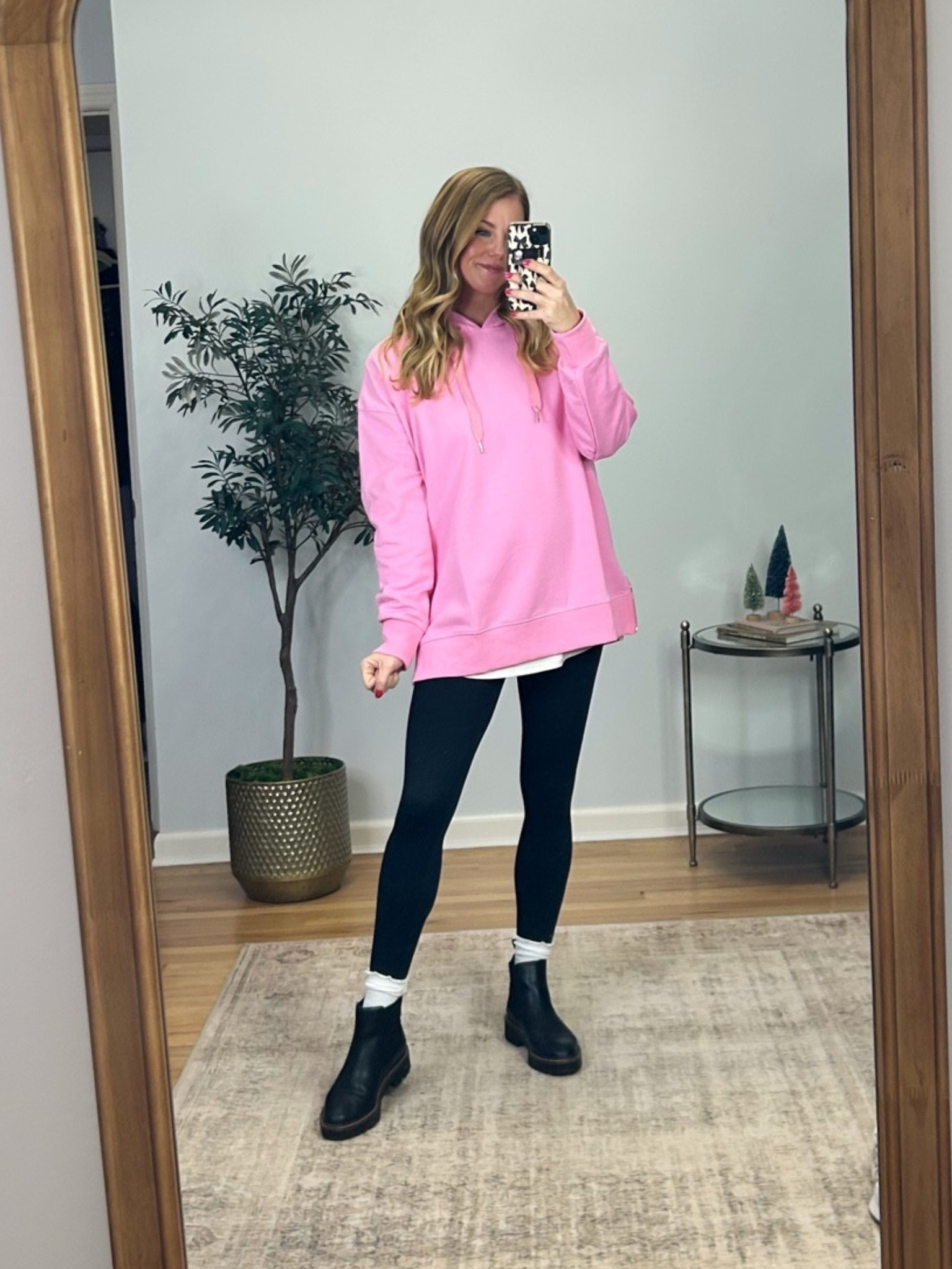 Comfy, casual & 100% legging-friendly 🤍 This is the kind of sweatshirt you throw on once and never want to take off—soft, relaxed, and perfect for mom life, errands, coffee runs, or couch days. Styled with leggings but cute enough to feel put together ✨sized up to a M



#ltkfinds #ltkunder50 #casualoutfit #leggingsoutfit #leggingfriendly #comfyfashion #everydaystyle #momstyle #affordablefashion #cozyvibes

#LTKmomlife #LTKootd #LTKFindsUnder50