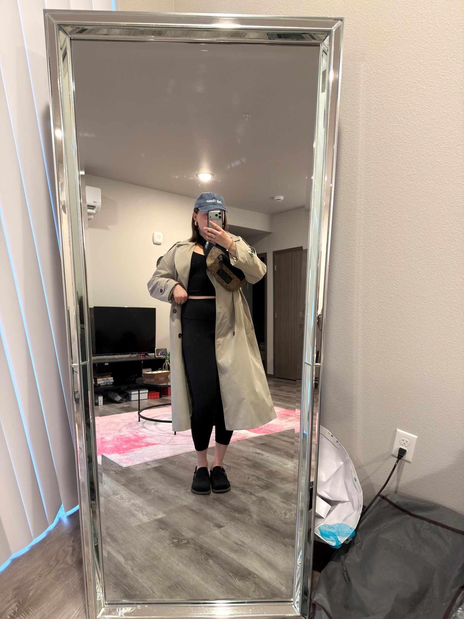 Went to a sound bath tonight and opted for elevated athleisure! You’ll always find me out with @lululemon 🤗

I’m wearing a M trench, size 8 tank and leggings with size 9 clogs

#LTKootd #LTKfitnessgoals #LTKMidsize