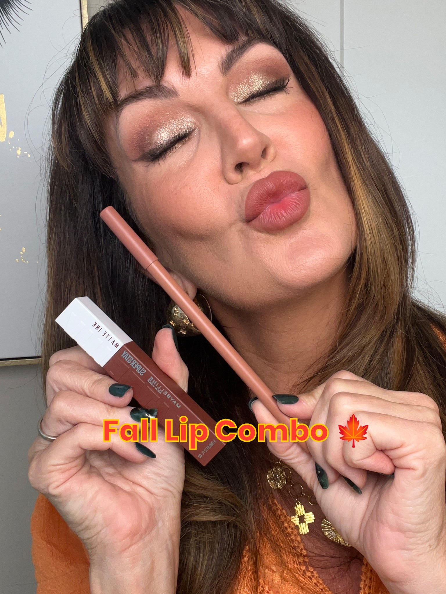 🍁Drugstore beautiful fall lip 👄 combo! // lipstick “charmer” and lip liner in “honey"

#LTKSaleAlert #LTKOver40 #LTKBeauty