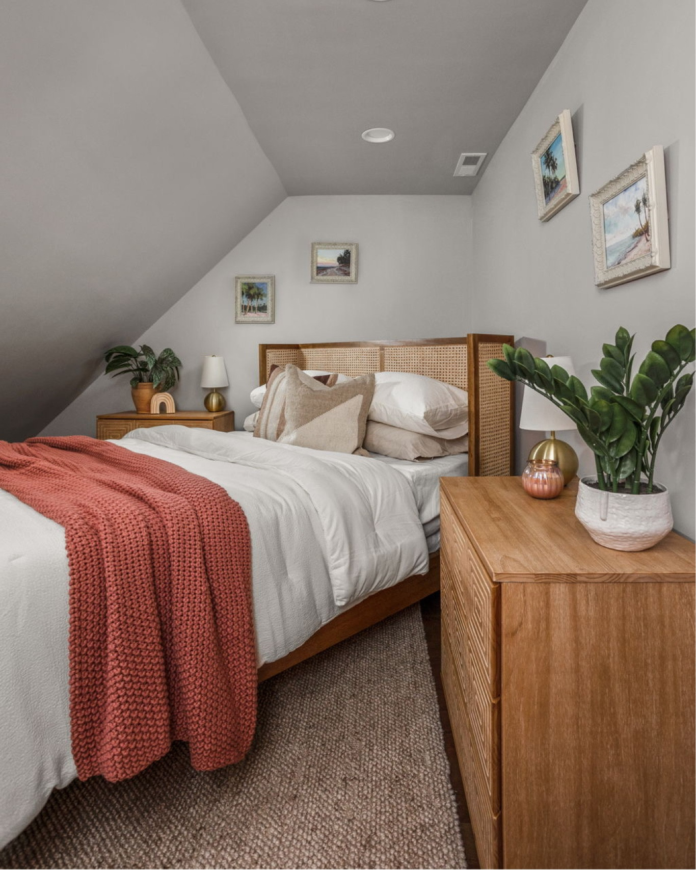 Soft tones and lots of plants defined this bedrooms vibe.

#LTKhome
