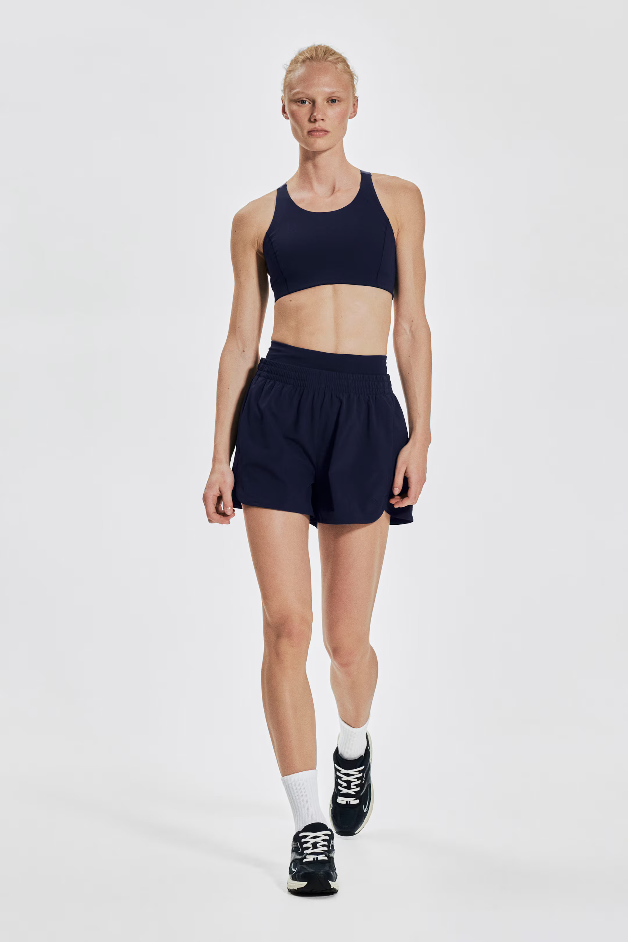 Running shorts with DryMove™ | H&M (UK, MY, IN, SG, PH, TW, HK)