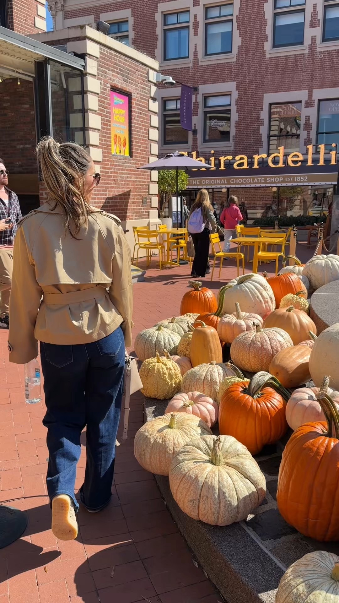 Crop Trench coat sz S
Use my discount code justglow011_12 for 12% off

Wide leg dark wash jeans sz 27 - the best fit!

Adidas Samba - I 1/2 sz down because I wear them with thin socks

Fall fashion what to wear / NOT to wear



#LTKFindsUnder100 #LTKWorkwear #LTKSeasonal