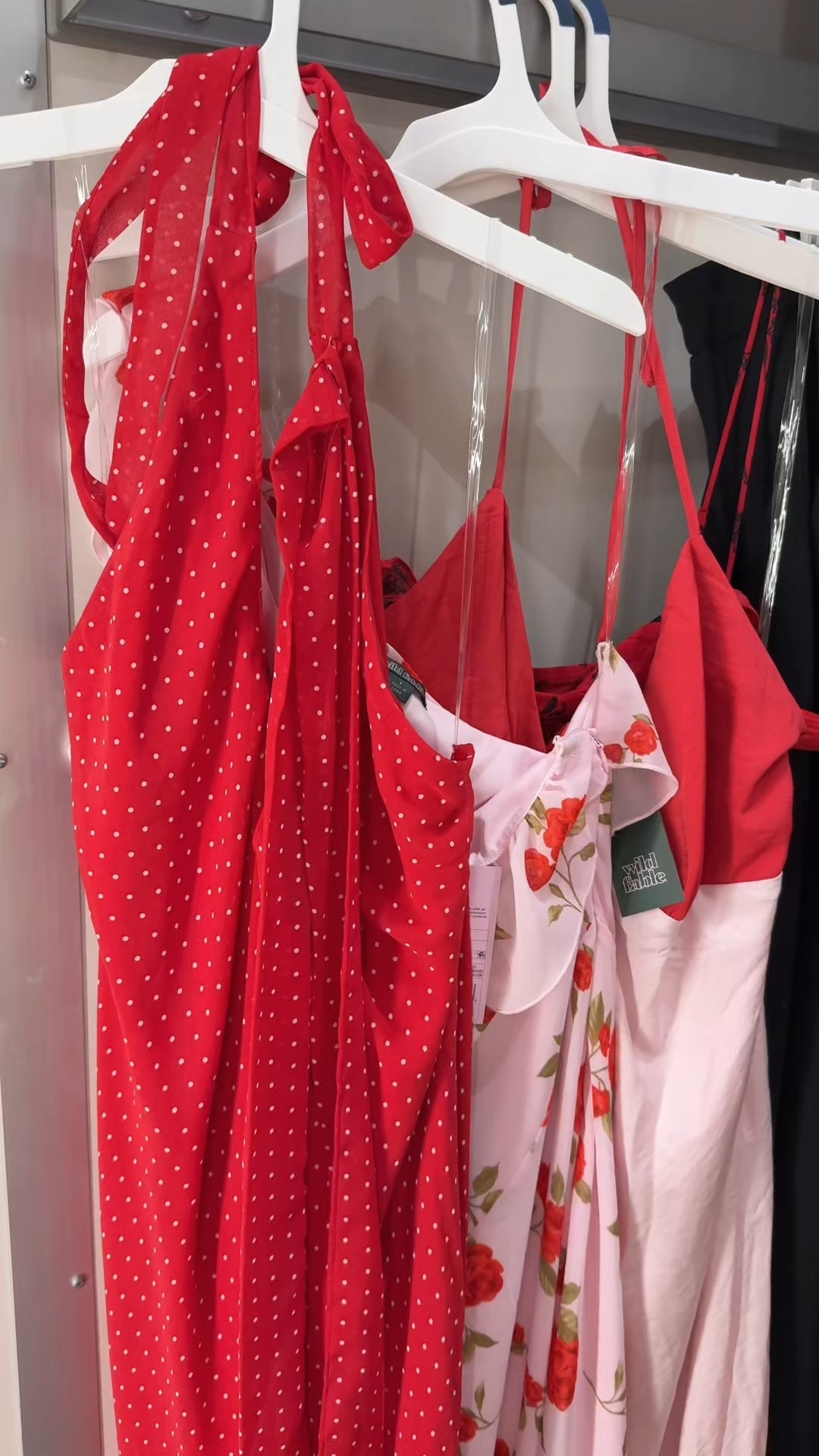 In love with these Valentine’s dresses from @target ♥️🩷 

Run to Target or order now to get them in time for date night! 
Everything is linked in my bio @LTK 

For reference:
I’m 5’6
Size 10
Size Lg

#datenightlooks #ValentinesDay #galentinesoutfit #targetfinds #midsizefashion 

#LTKdayinmylife #LTKValentine